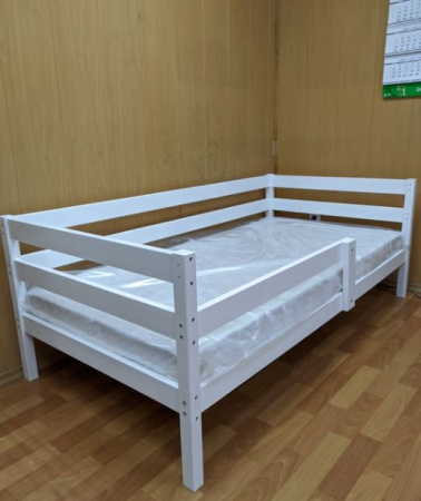 Софа 180*90 см с двойным бортом в белом цвете