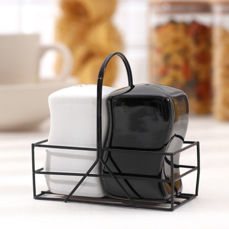 Набор для специй на металл подствавке 2 шт "Инь-янь" солонка, перечница 4106091