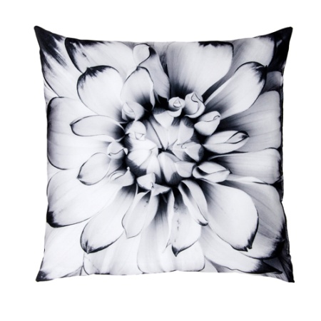 Подушка декоративная с фотопечатью 40х40, габардин (Георгин ВБ)