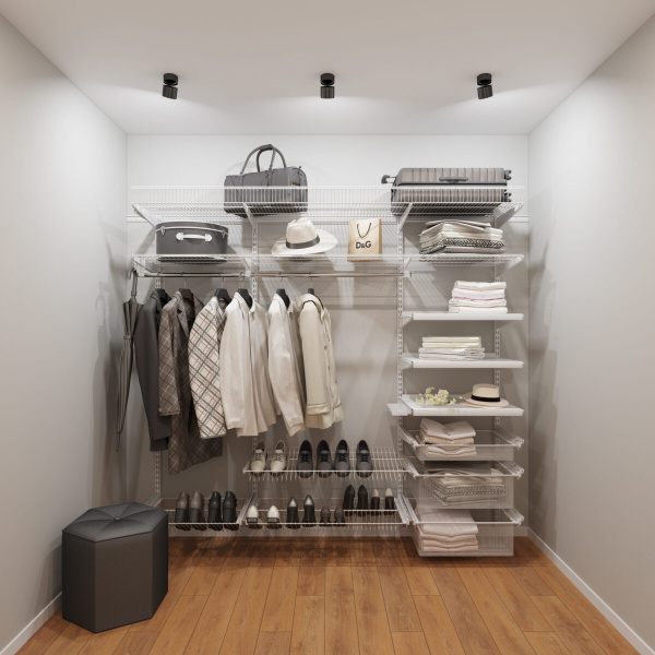 Большая гардеробная в прихожую